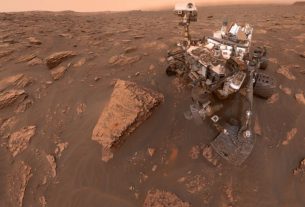 Curiosity Rover clicks the last selfie on Mars' Vera Rubin Ridge