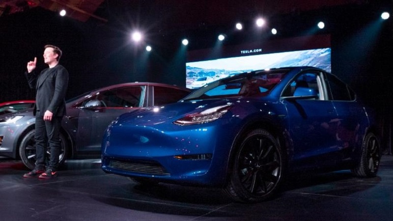 Tesla Model Y: The luxurious electric SUV offered will run on full charge 482 Km, top speed 209 Kmph