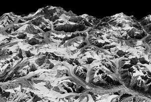 Climate change: Himalayan glaciers melt at double speed