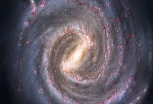 The supermassive black hole of the Milky Way has suddenly lit up