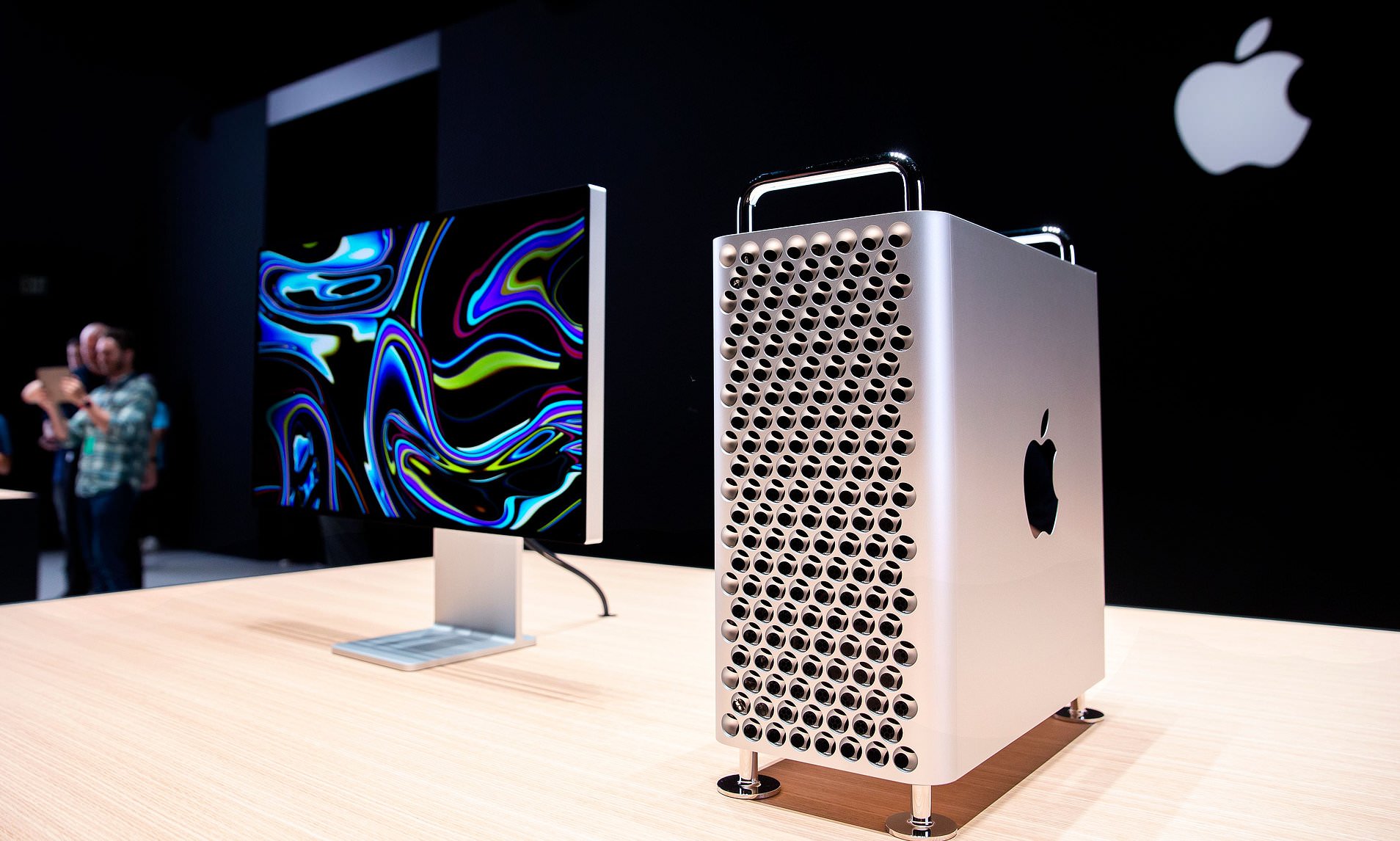 Apple will produce its Mac Pro in the United States through customs exemptions