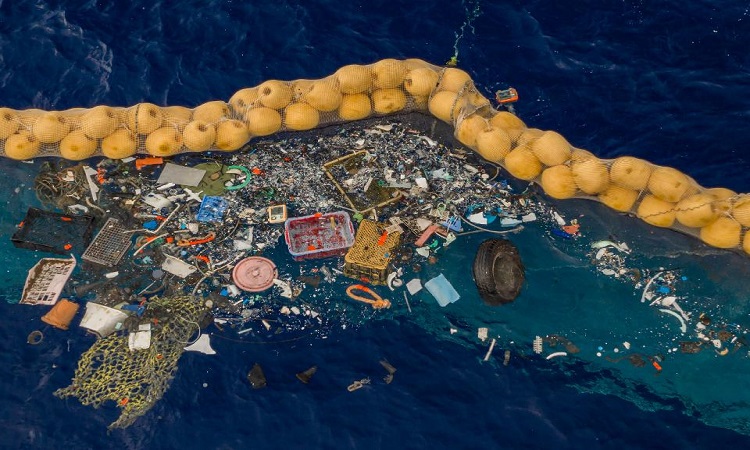 The Ocean Cleanup project has successfully collected plastic for the first time!