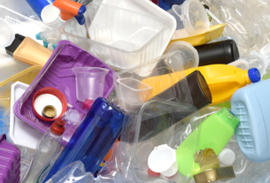Scientists warn that it is essential to reduce plastic waste in landfills