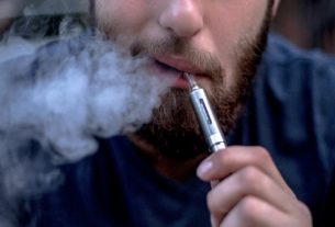 Are e-cigarettes more harmful to the nose than traditional cigarettes?