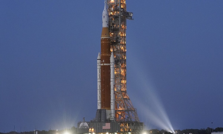 NASA SLS returns to launch pad for crucial test