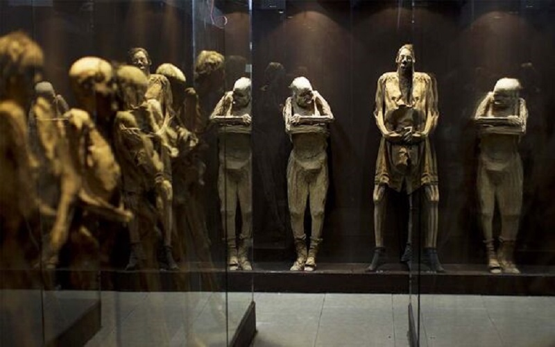 Scientists in Mexico are worried about the possibility of mummies infecting humans